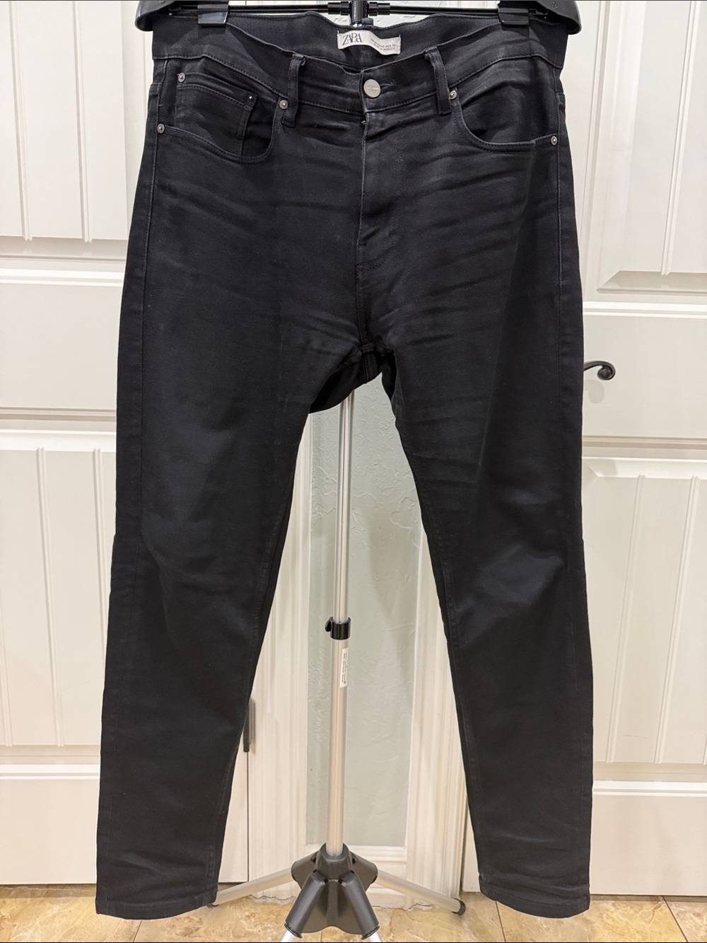 Zara Men's Skinny Black Jeans - Slim Stretch Denim